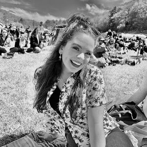 Meet your Posher, Stacy